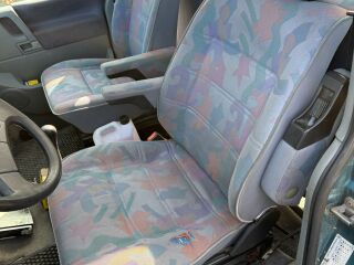 Volkswagen Multivan 2.4 57кВ