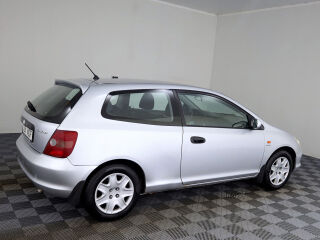 Honda Civic 1.6 81kW