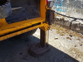 JCB 4cxAEC joystick torque lock