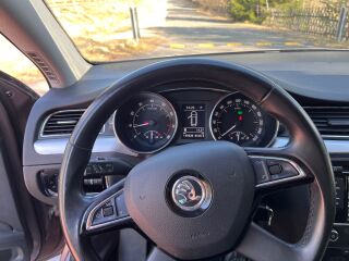 Skoda Superb 1.8 118kW