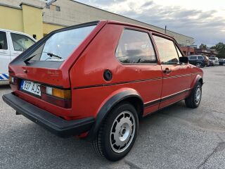 Volkswagen Golf 1 GTi 1.8 82kW