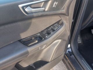 Ford S-MAX TITANIUM 2.0 132кВ