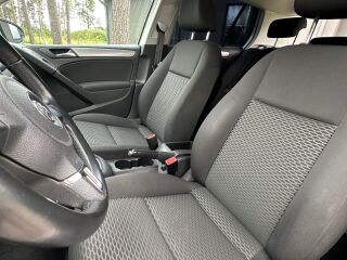 Volkswagen Golf 1.4 TSI 90кВ