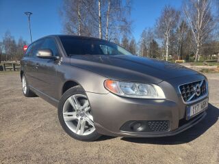 Volvo V70 2.4 136kW
