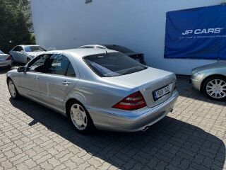 Mercedes-Benz S 600 6.0 V12 270kW