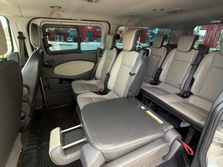 Ford Tourneo Custom Long Limited Edition 8k 2.2 R4 TDCi 114kW