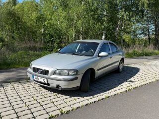 Volvo S60 2.4 120kW