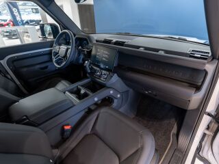 Land Rover Defender X-Dynamic SE 3.0 MHEV 183kW