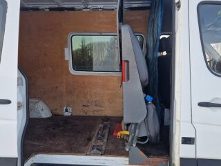 Mercedes-Benz Sprinter 2.1 70кВ