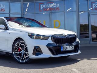 BMW 540 M-Sportpakett ShadowLine 3.0 220кВ