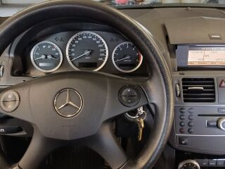 Mercedes-Benz C 200 2.1 100кВ