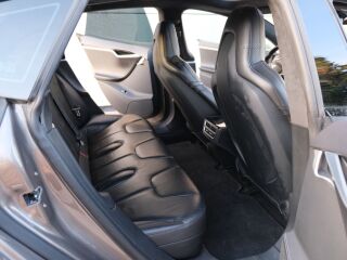 Tesla Model S 85 D 158kW