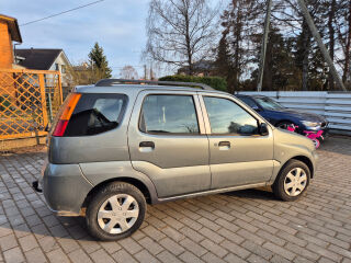 Subaru Justy 4X4 AWD 1.3 i 69кВ
