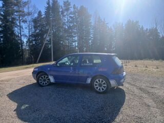 Volkswagen Golf 1.6 74kW