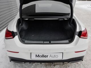 Mercedes-Benz CLA 180 180 AMG line 1.3 100kW