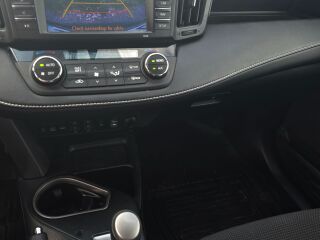 Toyota RAV4 2.0 112kW