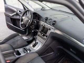 Ford S-MAX Elegance Edition 2.0 103kW