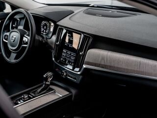 Volvo V90 Cross Country D5 AWD PRO 2.0 173kW