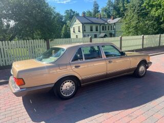 Mercedes-Benz S 560 SEL