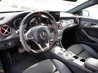 Mercedes-Benz CLA 45 AMG Shooting Brake DRIVERS PACKAGE 2.0 280kW