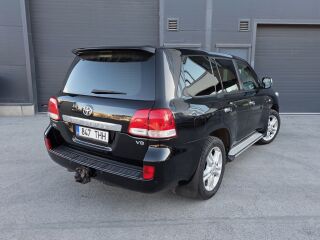 Toyota Land Cruiser 4.5 V8 210kW