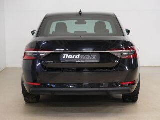 Skoda Superb Elegance iV Plug In 1.4 115кВ
