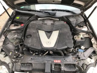 Mercedes-Benz CLK 320 AVANTGARDE 3.0 V6 CDi 165kW