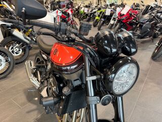 Kawasaki Z 900 RS R4 82кВ