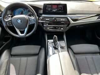 BMW 530 3.0 195kW