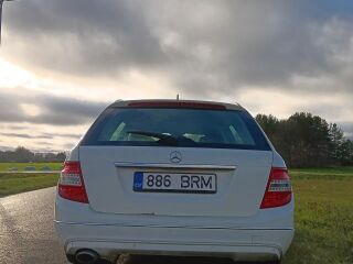 Mercedes-Benz C 220 2.1 r4 125kW
