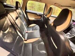 Volvo XC60 D4 R-Desing 2.4 120kW