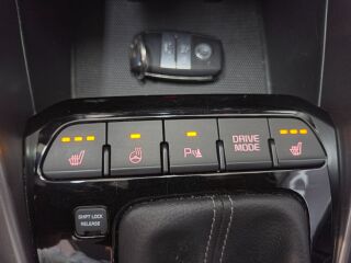 Kia Stonic GT Line Cam 1.0 95кВ