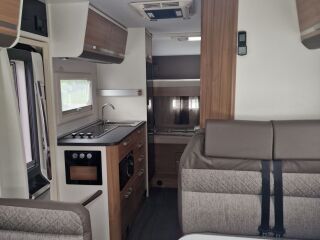 Adria CORAL XL 670 DK 2.2 121kW