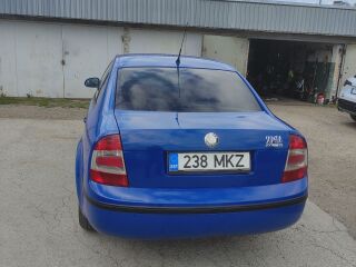 Skoda Superb 2.8 142kW
