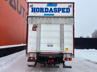Mercedes-Benz Antos 2535 6x2*4 260kW
