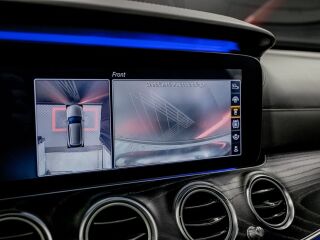Mercedes-Benz E 300 AMG Designo 2.0 143kW