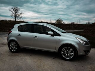 Opel Corsa 1.4 64kW