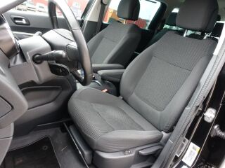 Peugeot 5008 Style Facelift 1.6 R4 HDi 84kW
