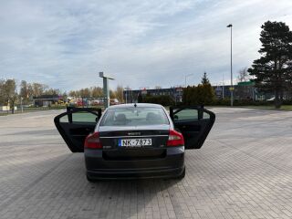 Volvo S80 2.4 136kW