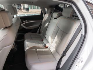 Audi e-tron 55 Sportback 300kw 158kW