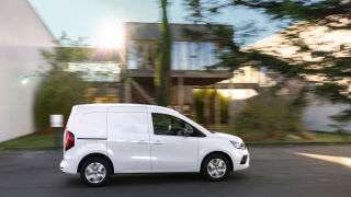 Renault Kangoo E-Tech pakettiauto