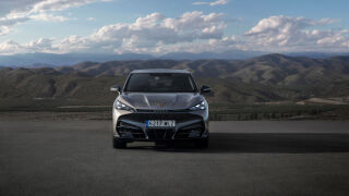 Cupra Tavascan maastoauto