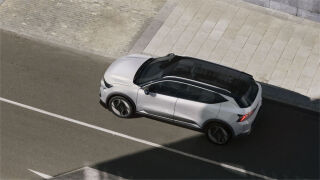 Renault Scenic E-Tech maastur