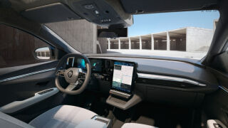 Renault Scenic E-Tech maastur