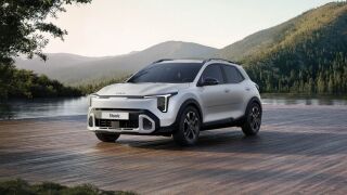 Kia Stonic viistoperä