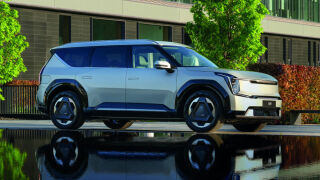 Kia EV9 maastoauto