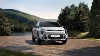 Kia Stonic viistoperä