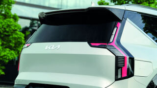 Kia EV9 maastoauto