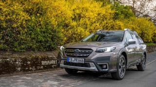 Subaru Outback touring