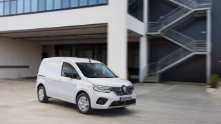 Renault Kangoo E-Tech pakettiauto